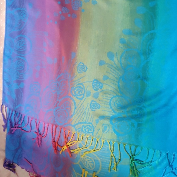 Pasnmina Wrap/Scarf - Picture 8 of 11